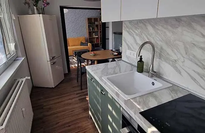 Vintage Près De L'académie De Medecine Sofia